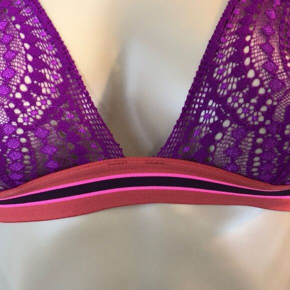 Victoria's Secret Very Sexy Purple Lace Bralette XS New With Tags NWT 2016 - Picture 4 of 13